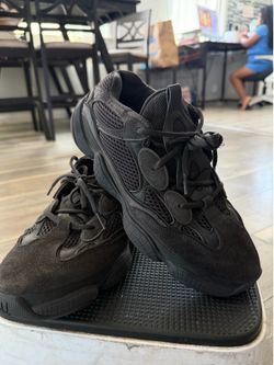 Yeezy Adidas 500 Black sz 9