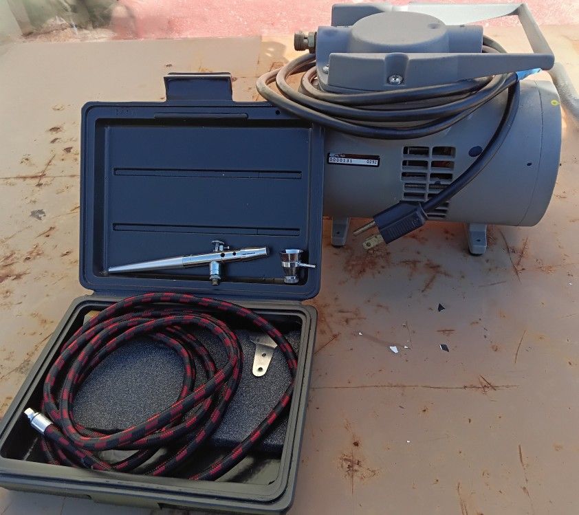 Airbrush/ Air Hose/ Air Compressor Kit Thayer & Chandler 
