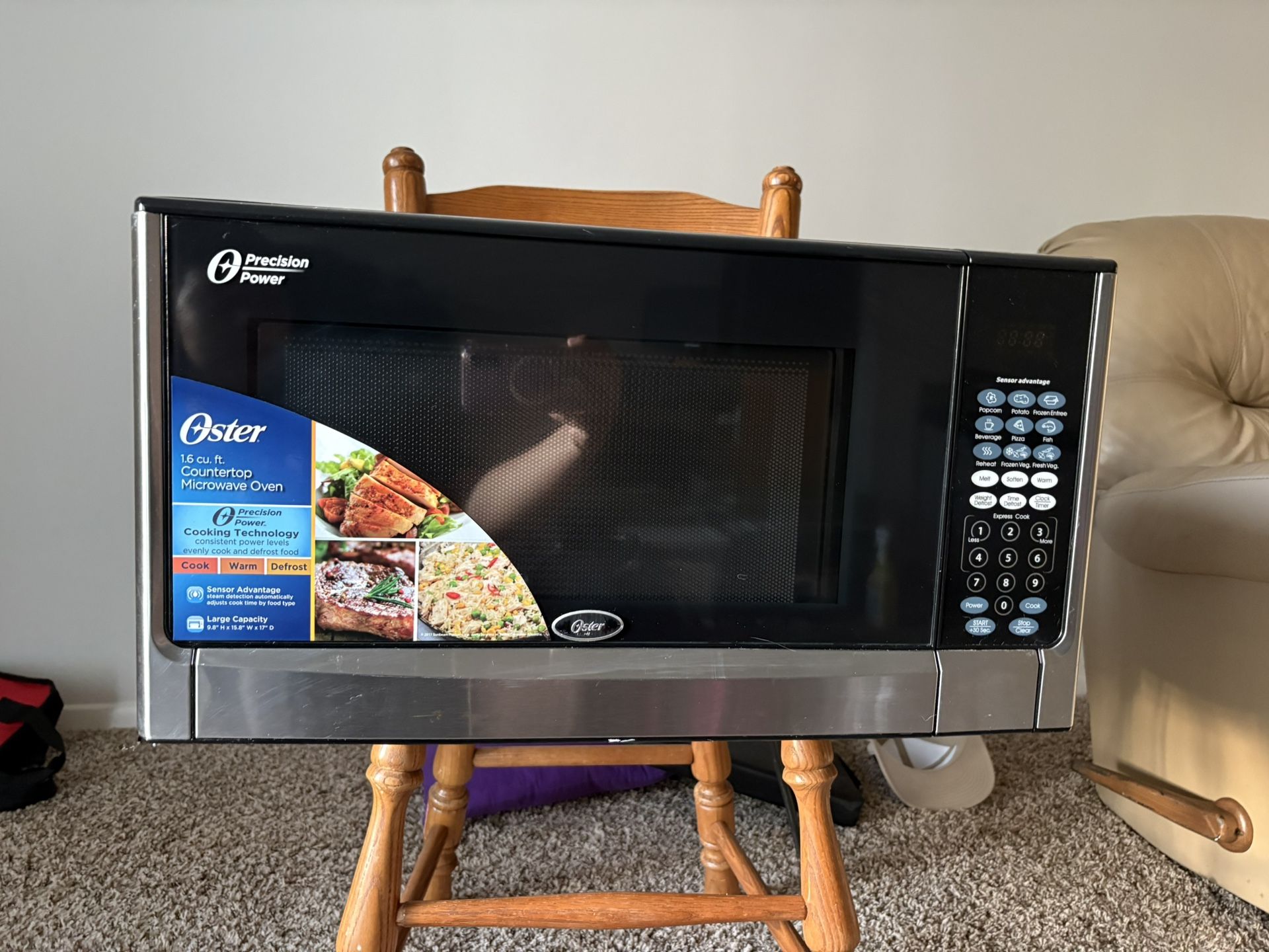 Oster Countertop Microwave Oven