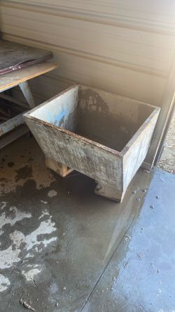 Concrete Sink. Antique