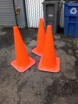 3 Cones & 4 new reflectors