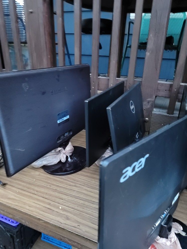 Computer Monitors and Small Televisions Sale