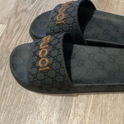 Authentic Gucci Slides. Fits Size 6-9 Unisex