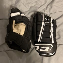 Youth Hockey Gloves