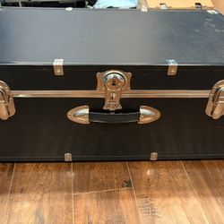 Steamer Trunk. Great For College 