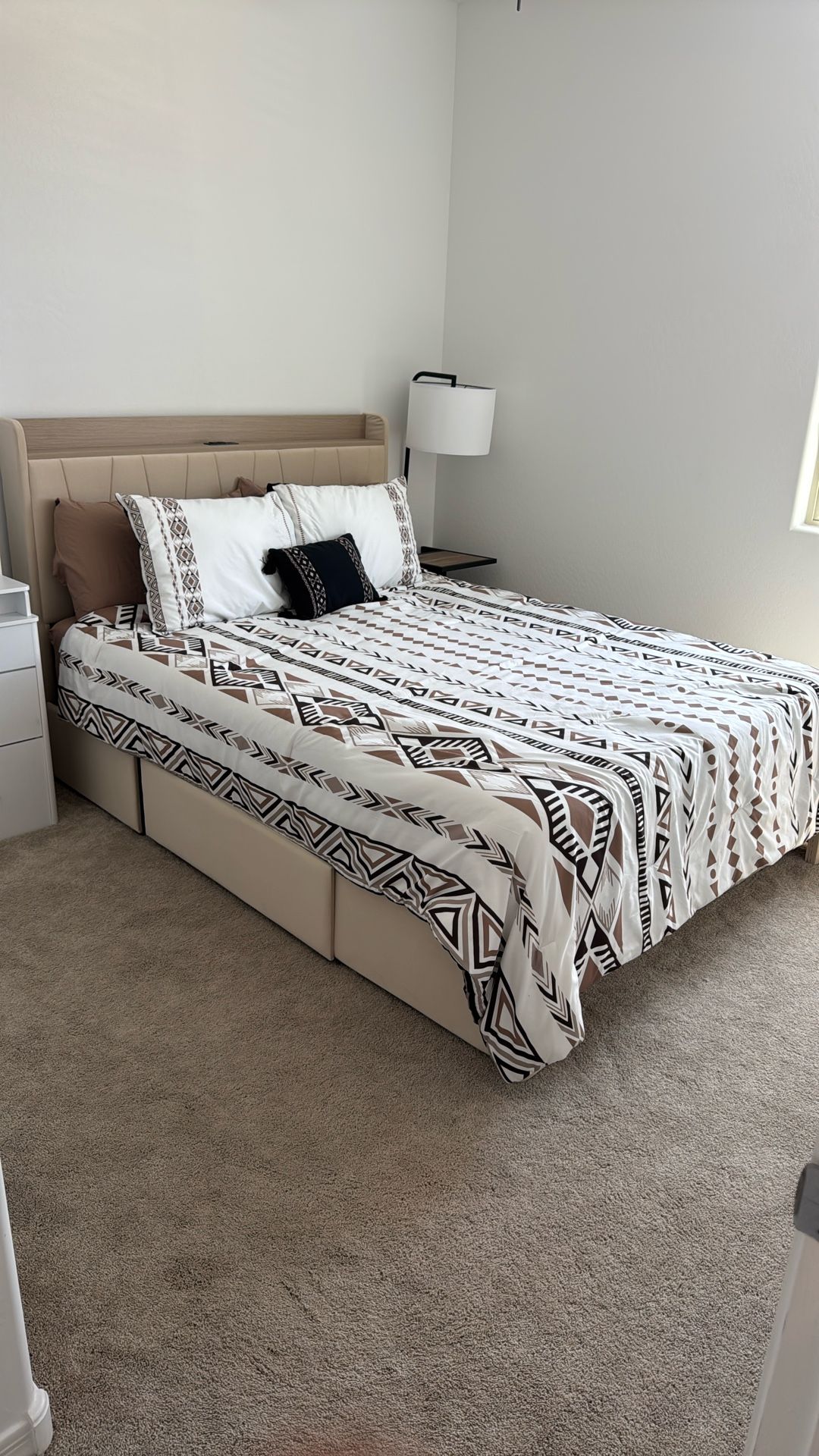 Queen Bedroom set