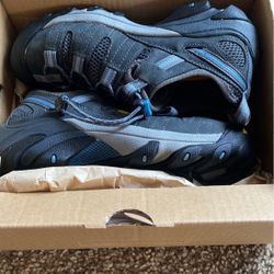 Keen Foot Wear 