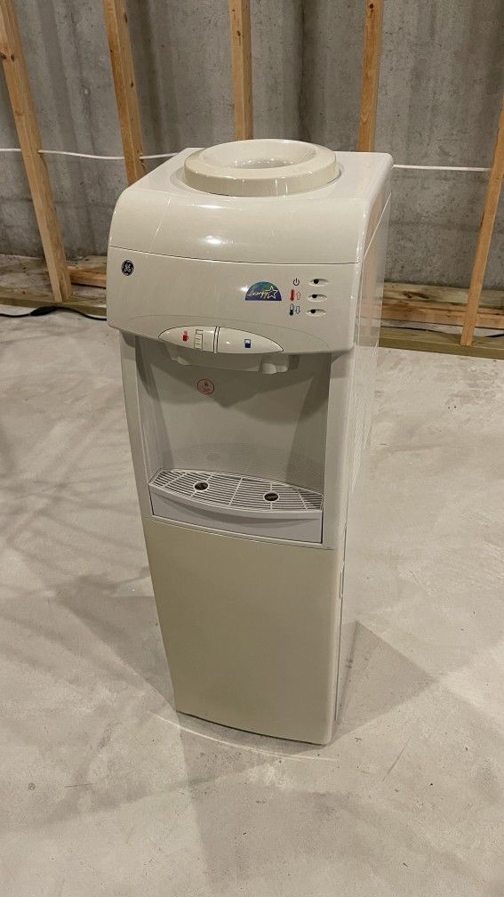 Water Dispensor