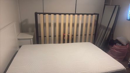 Full size mattress and frame great condition