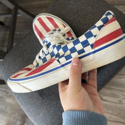 Vans Low Top Stars And Stripes Size 9