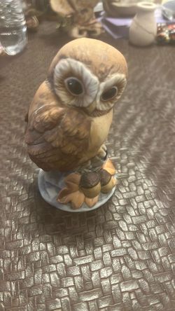 Vintage OWL by Andrea (Sadek) Bird Porcelain Figurine
