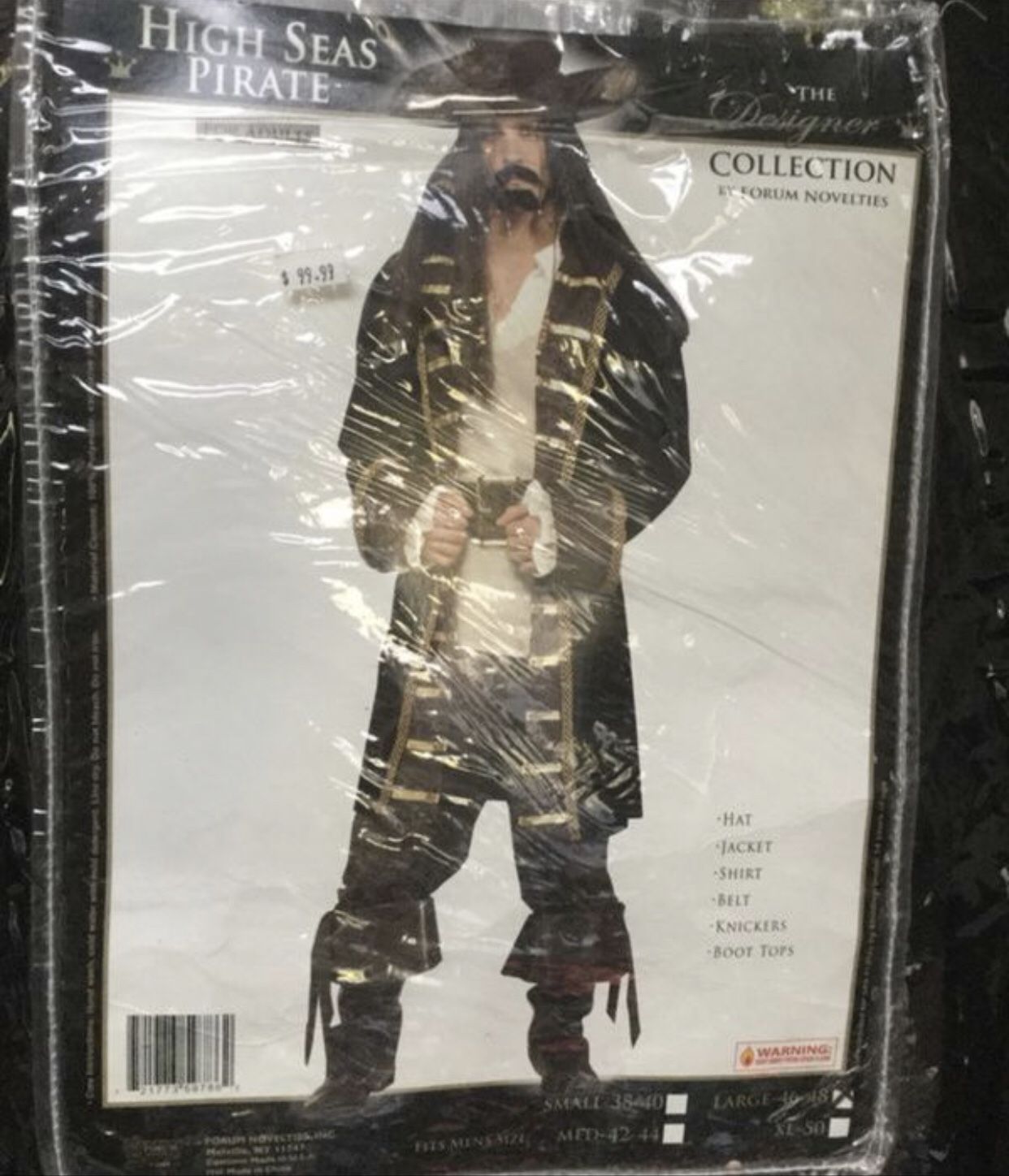 NEW Adult Pirate Halloween costume, or anytime if that’s your thing. Sz Lg