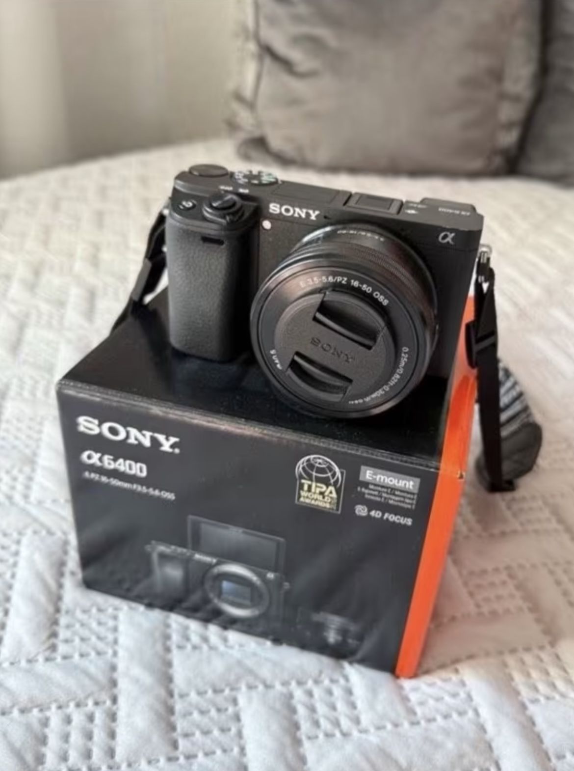Sony Alpha 6400