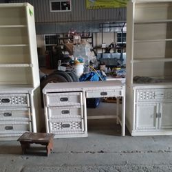 Dixie Wicker Weave Vintage Vanity Set