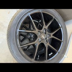 20 “ Staggered Wheels 5 X 112