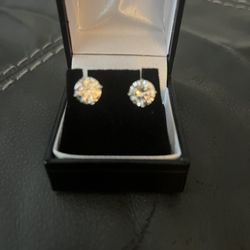 4.70 Ct Round Brilliant Cut Vs F Color White Gold Ear Rings