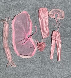 1981 Barbie Clothes and Earrings, Price For All, Precio Por Todo.
