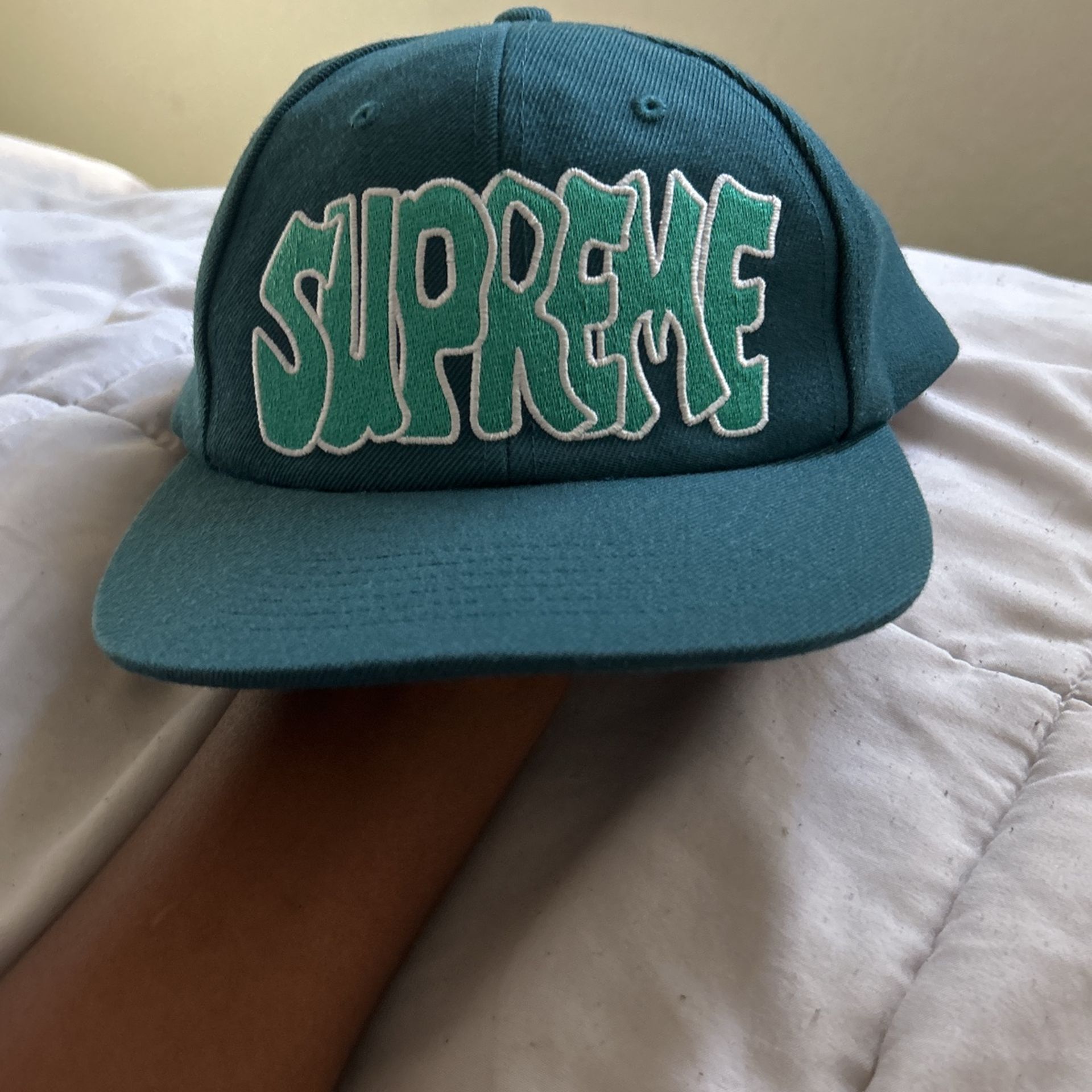 Supreme Hat