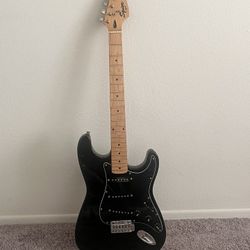 SQUIRE STRATOCASTER by FENDER