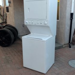 Stackable Washer Gas Dryer 