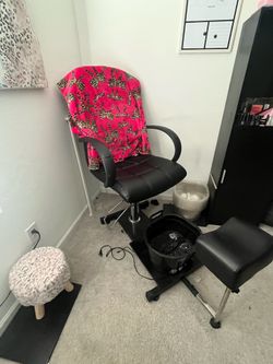 Pedicure chair & bowl