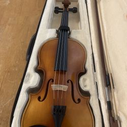 Crescent M-10 Violin