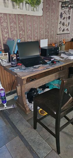 Kitchen table (no chairs)