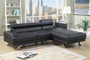 Black sectional w chaise