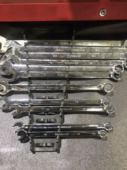 Pittsburgh 11 pc extended wrenches set with a wrench holster