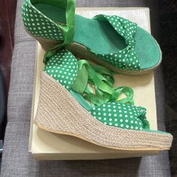 Green Polka Dot Wedges 