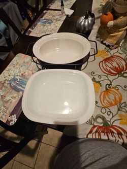 Corning Ware dish and corelle dish