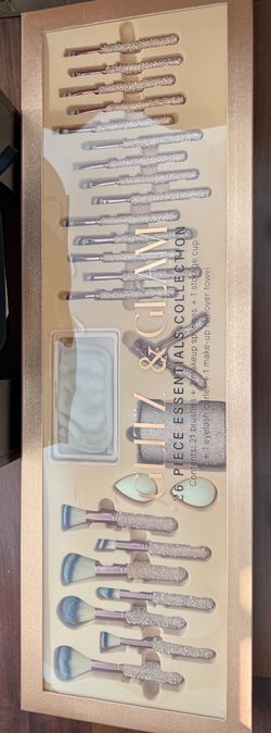 Glitz and Glam makeup  brushes