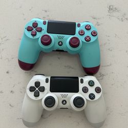 PS4 Controllers (2)