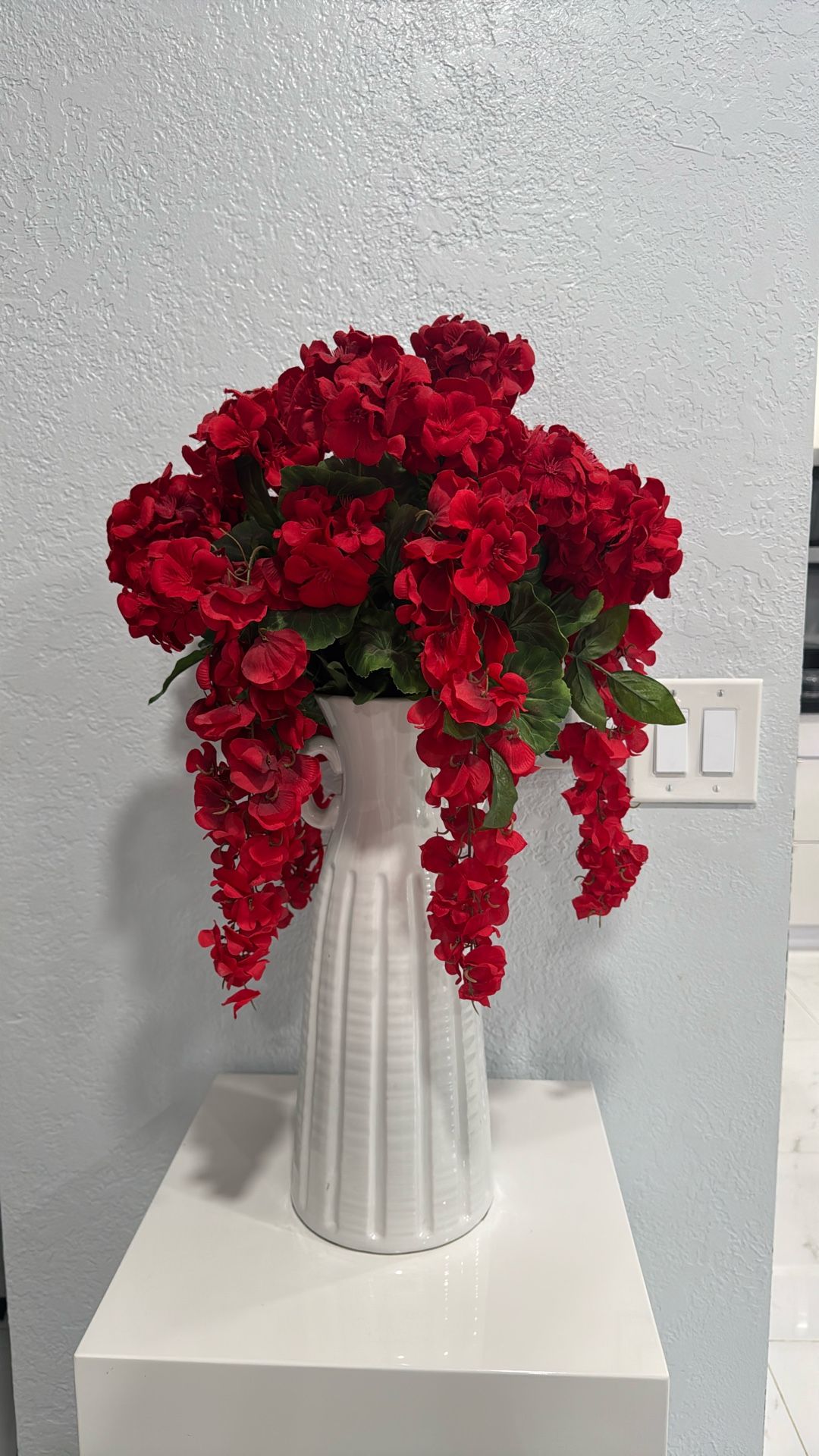 Flowers ( Vase Is Not Included)