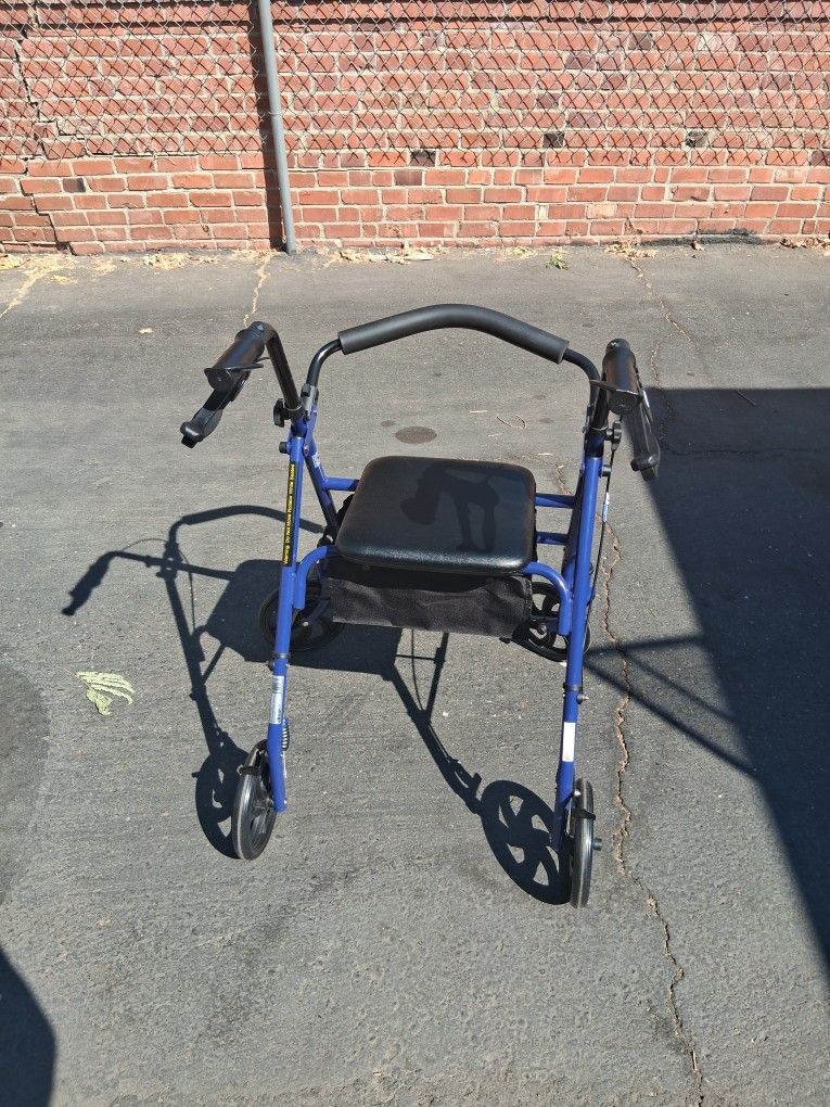 Walker Rollator $25