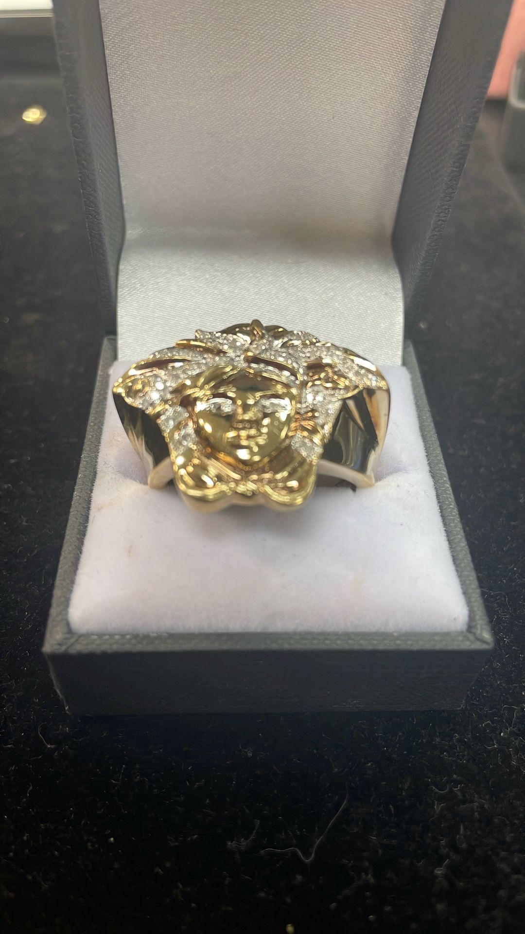Ring