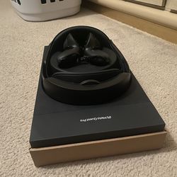 Meta Quest Pro 256GB – Like New (Used Once) – Complete in Box