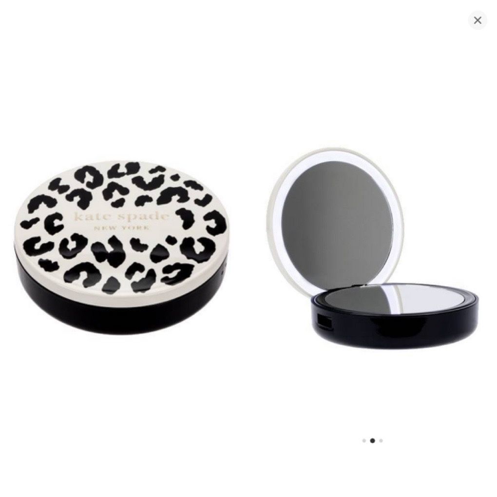 Kate Spade New York 4000 mAh Compact Mirror Power Bank In City Leopard