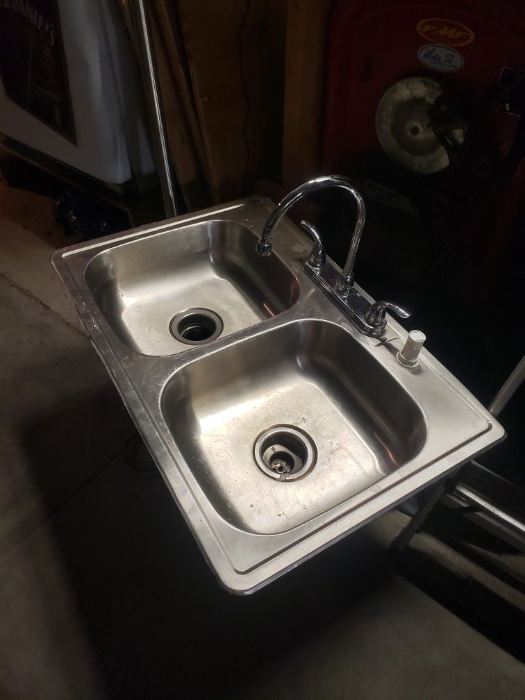 Kitchen sink complete