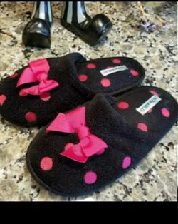 Laura Ashley Slippers - Size 6
