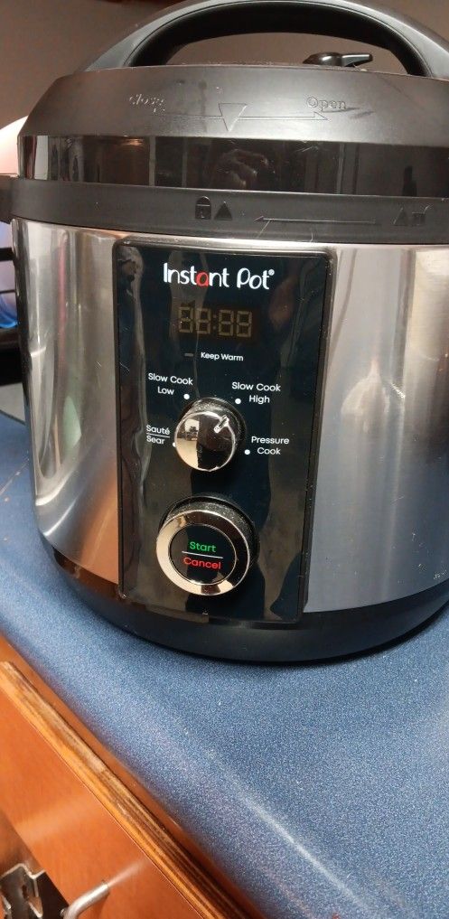 Instant Pot Pressure Cooker