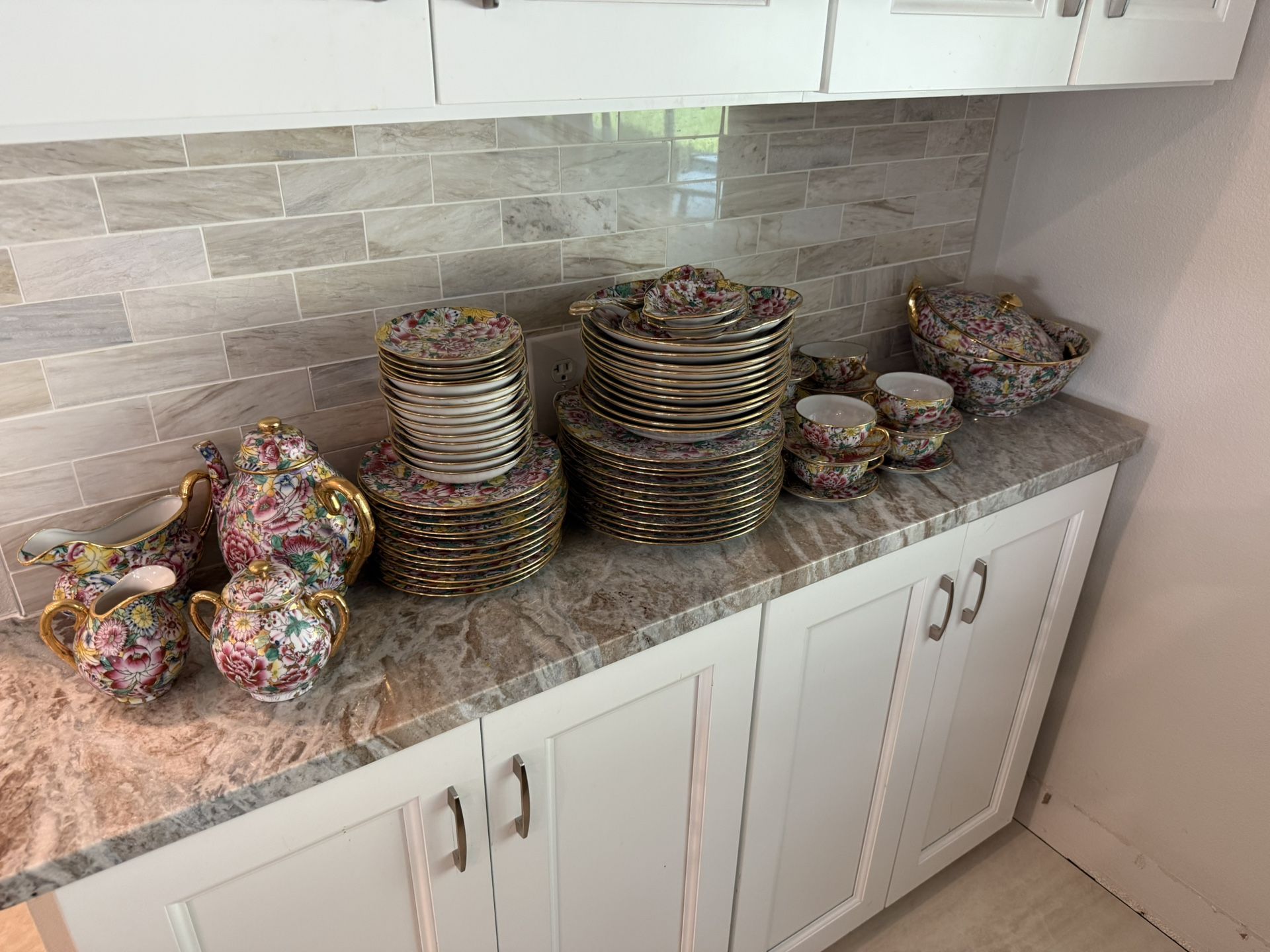 Hand painted set of China