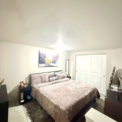 King Size Bed Frame - Easy To Assemble 