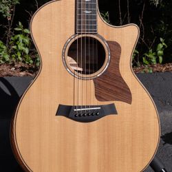Taylor 814ce Acoustic Guitar