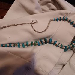 Vintage Turquoise And Heishi Shell Necklace 