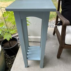 Nice Little Accent Table