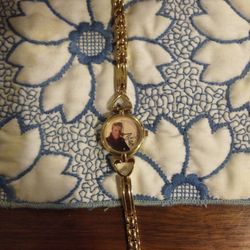 Nice Elvis Watch Can Wear It Or Keep For A Collectable My Mom Never Wore It