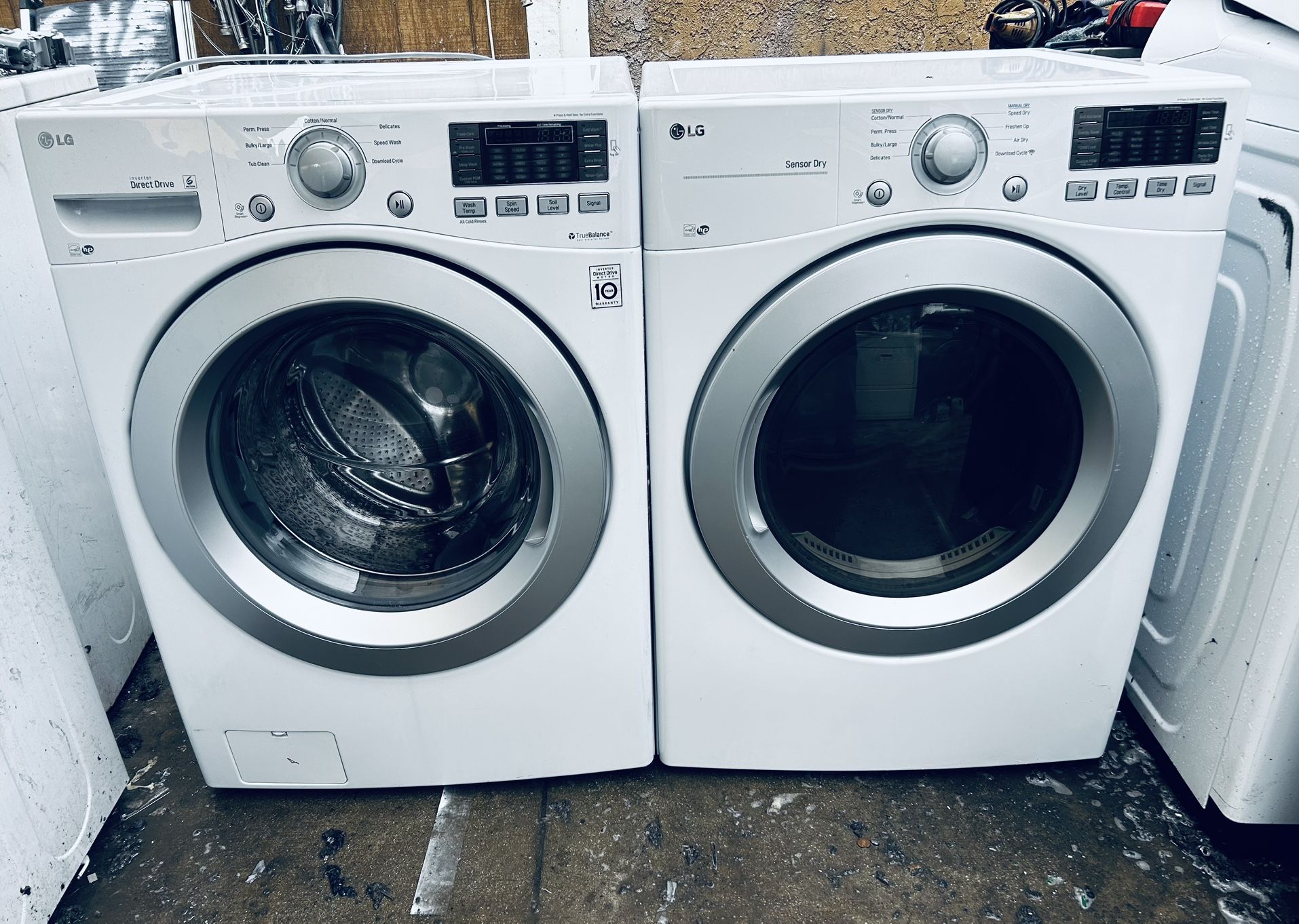 LG. WASHER AND GAS DRYER