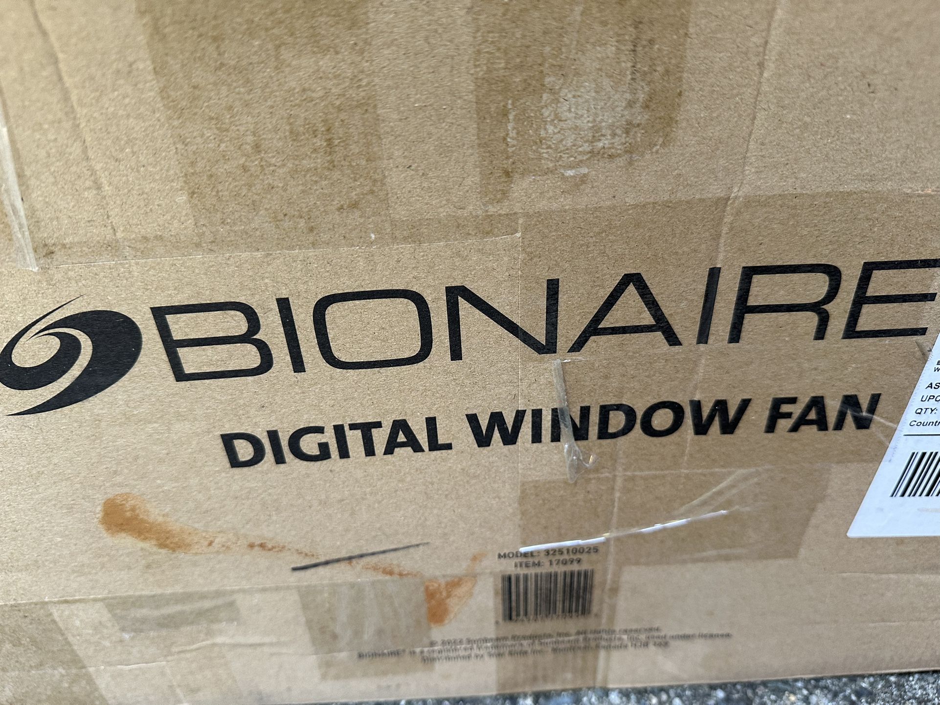 Bionaire Digital Window Fan