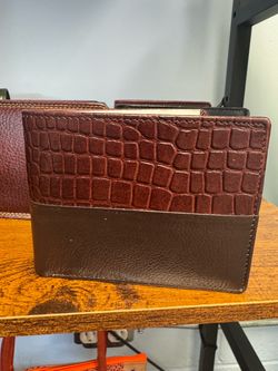 Mens leather wallet ,good quality